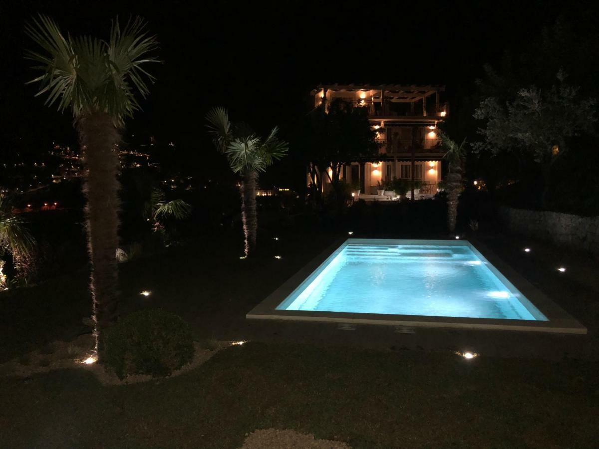 Villa Nina 2013 Appartamento تاورمينا المظهر الخارجي الصورة