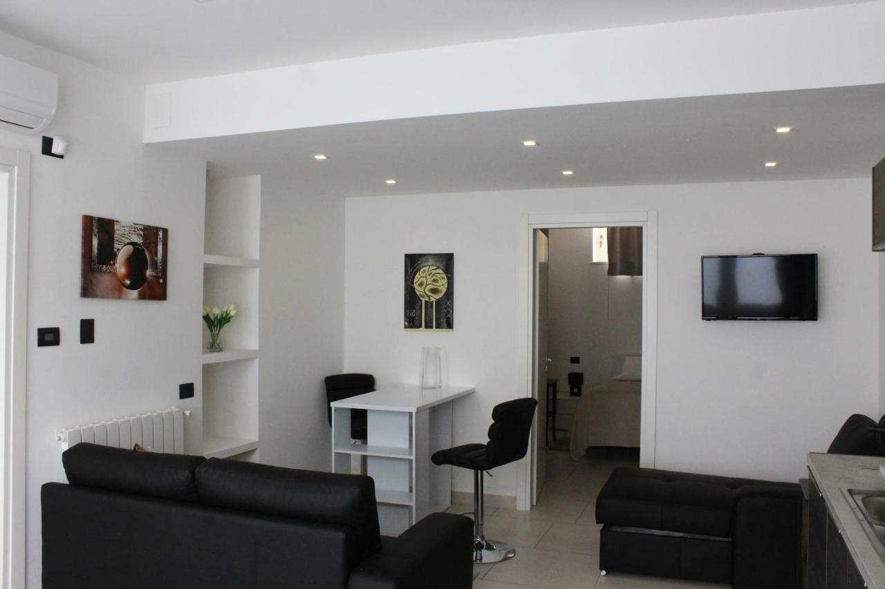 Villa Nina 2013 Appartamento تاورمينا المظهر الخارجي الصورة