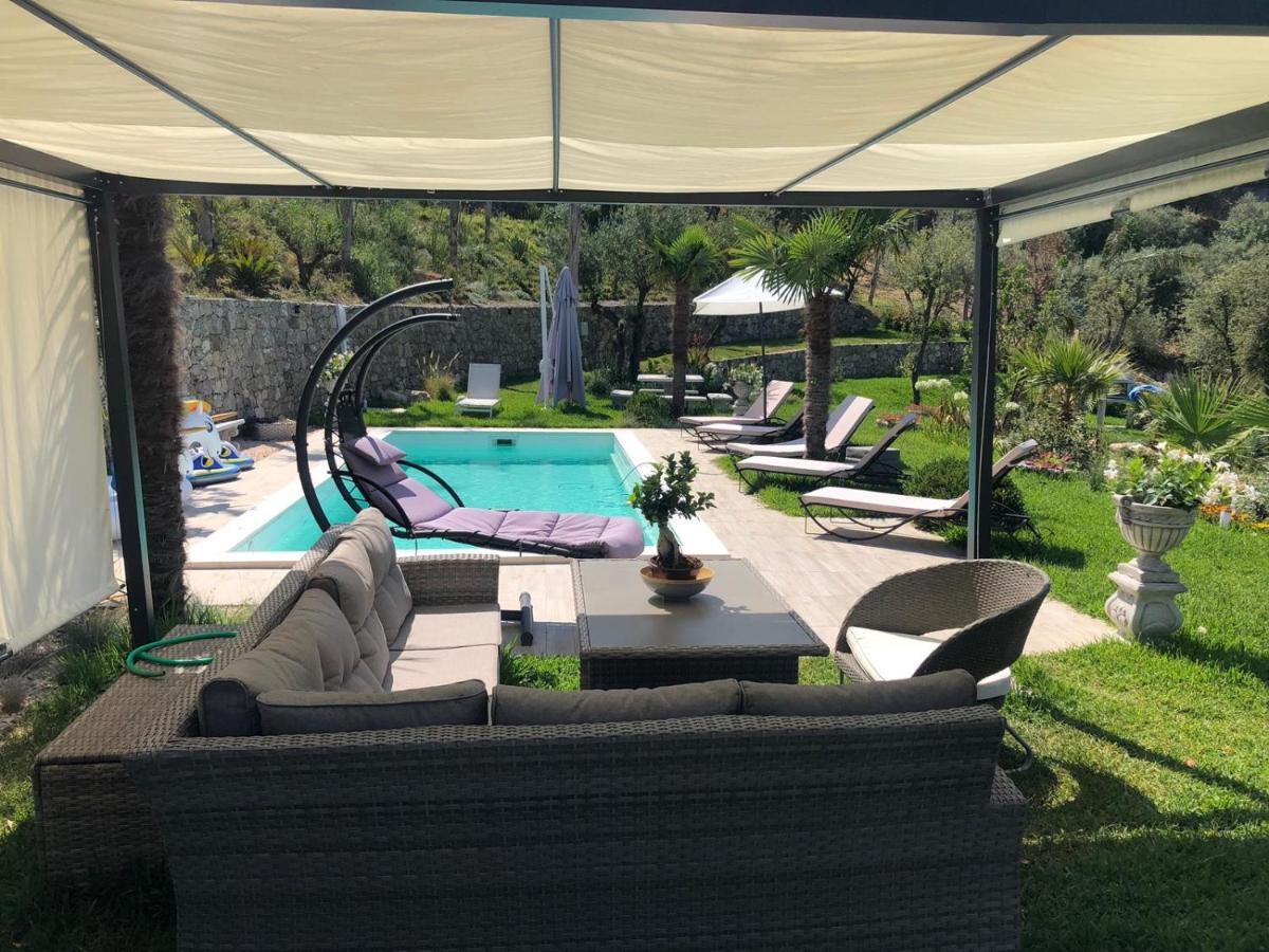 Villa Nina 2013 Appartamento تاورمينا المظهر الخارجي الصورة